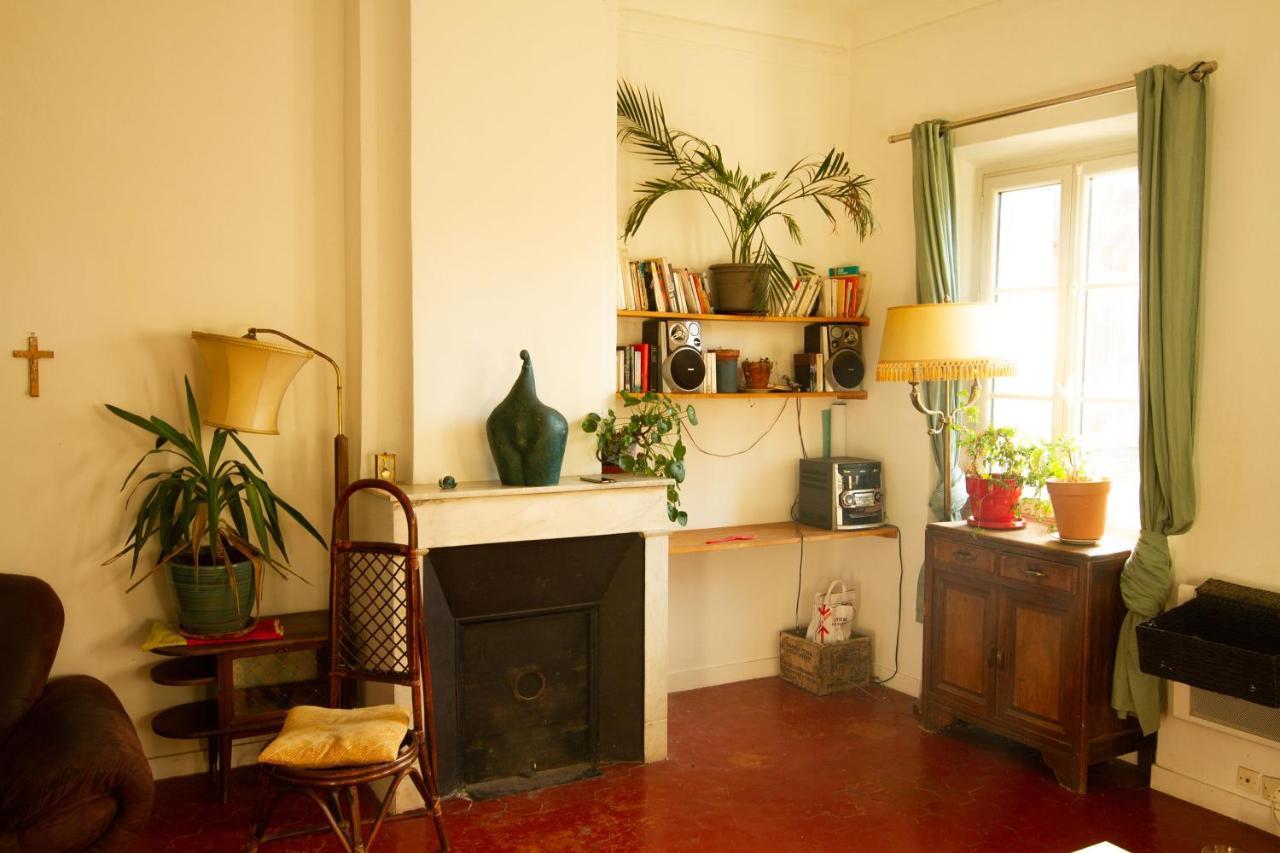 Jolie Chambre Dans Appartement Cosy En Plein Centre Marseilles Exterior foto